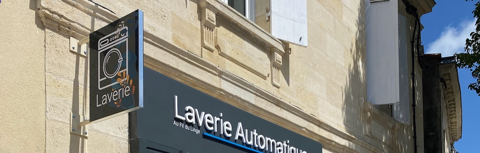 ENSEIGNE DRAPEAU